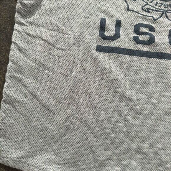 Under Armour USCG Short Sleeve Shirt Loose Fit Grey Color Knit Style Mens Size L - Picture 3 of 16